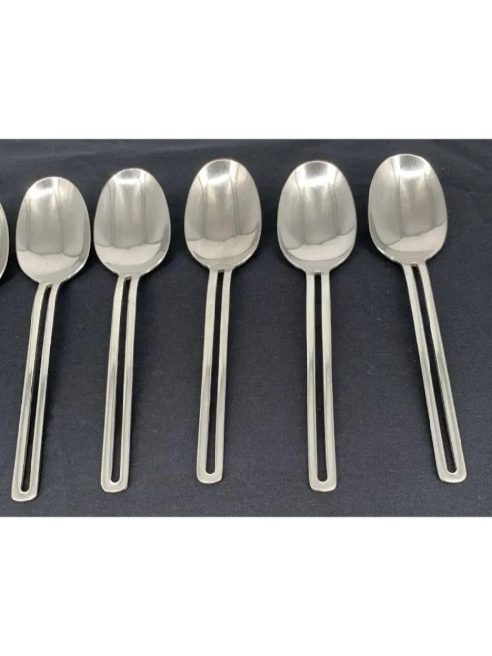Towle Nordic Oval Soup Spoons 18/10 Stainless Steel Flatware 7 1/2